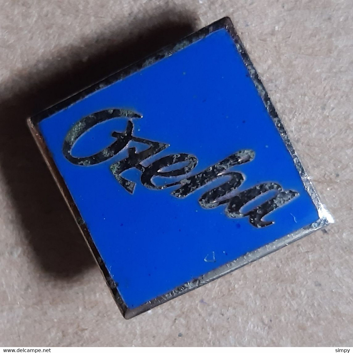 OZEHA  (books, Publishing House, Shop) Vintage Croatia Ex Yugoslavia Enamel Pin - Médias