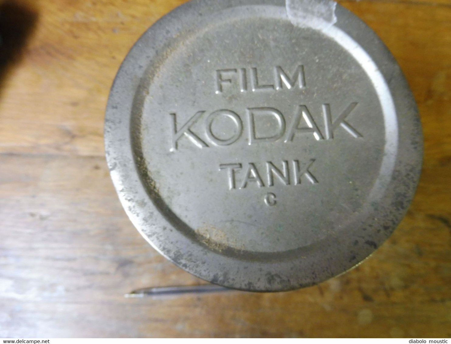 Compartiment En Métal Inox  FILM KODAK TANK  (hauteur = 19 Cm  ) (diamètre Du Couvercle = 12 Cm) - Material Y Accesorios