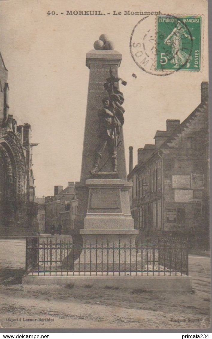 MOREUIL - LE MONUMENT - Moreuil