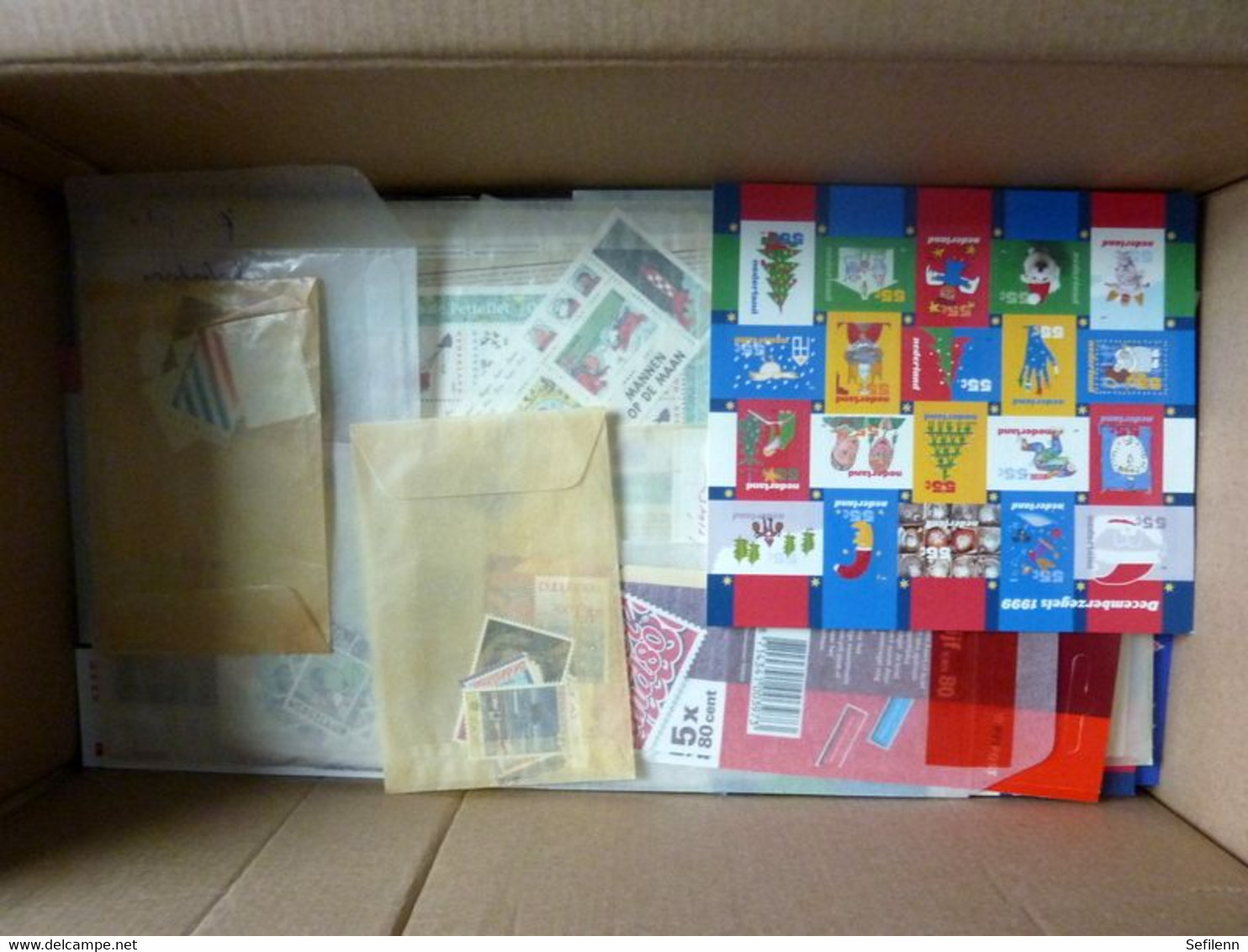 Netherlands/Pays-Bas/Paises-Bajos/Paesi Bassi box stamps/yearsets/M-Sheets/booklets HIGH RETAIL/CAT. VALUE