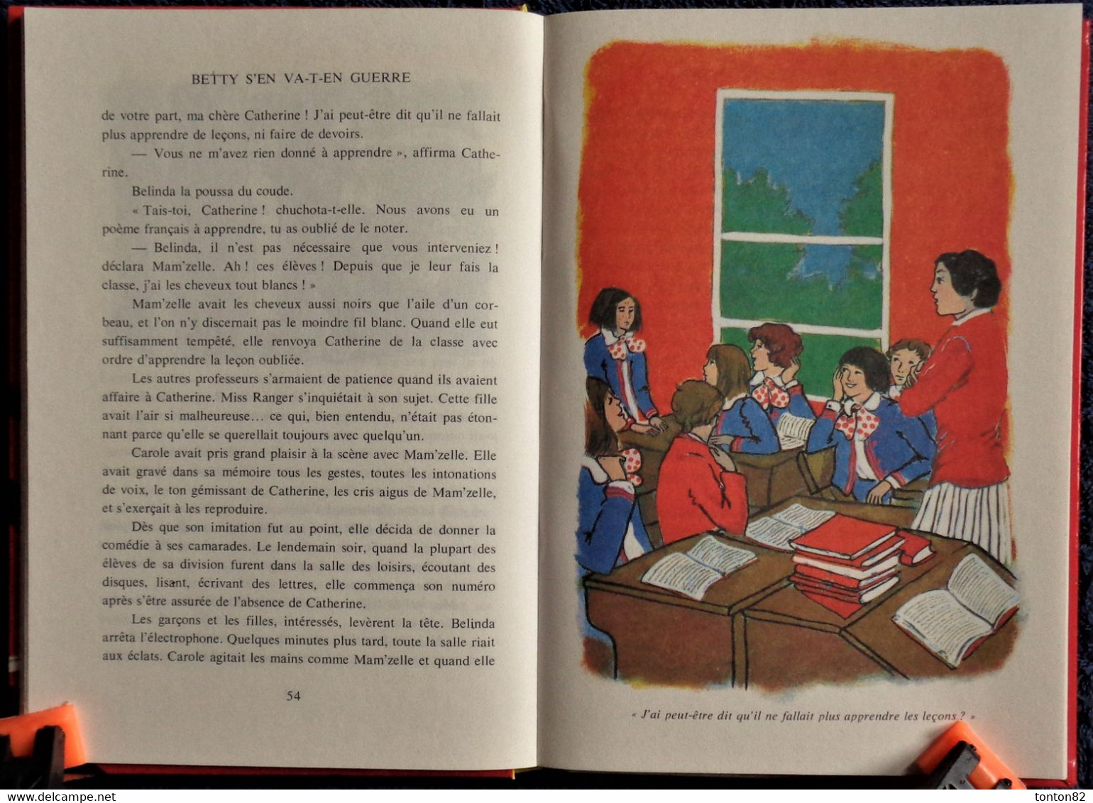 Enid Blyton - BETTY s'en va-t-en guerre guerre - Idéal Bibliothèque - ( 1972 ) .