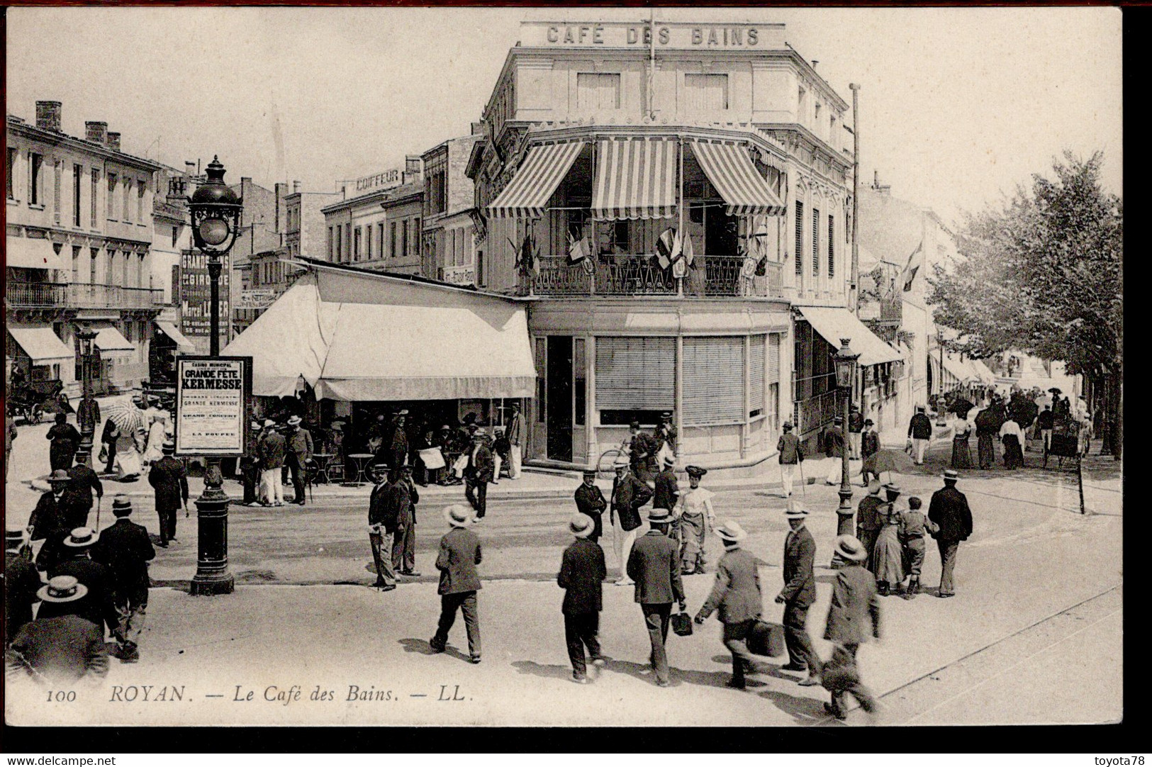 17 - ROYAN - Le Café Des Bains - Royan