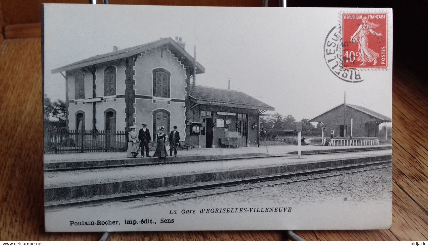 CPA . Egriselles Villeneuve  La Gare  (1919) Animée ..(S45-21) - Egriselles Le Bocage