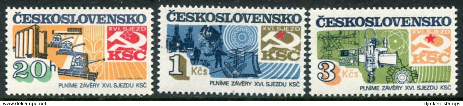 CZECHOSLOVAKIA 1982 Socialist Construction MNH / **.  Michel 2681-83 - Neufs