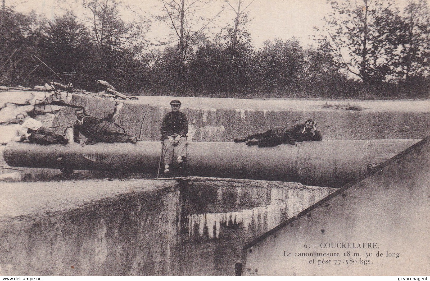 COUCKELARE    1914 - 1918 -   LE CANON MESURE  18 M , DE LONG  ET PESE 77 - 580 KG - Koekelare