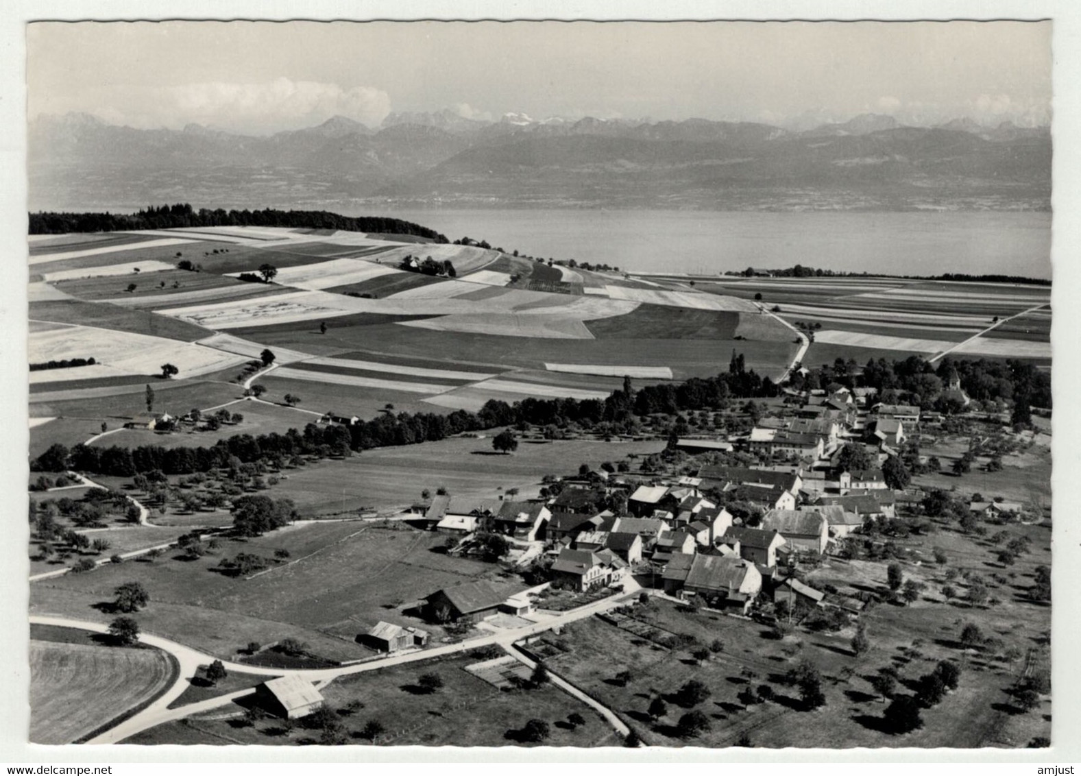 Suisse // Schweiz // Vaud // Burtigny, Vue Aérienne - Burtigny