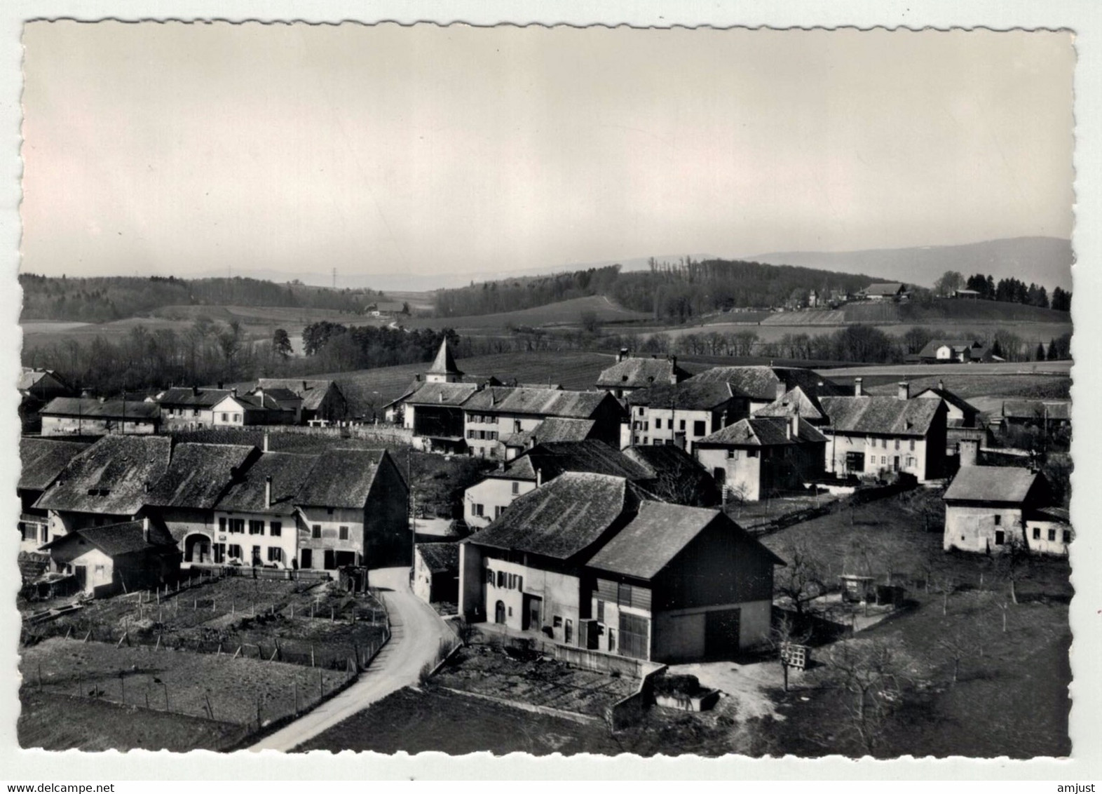 Suisse // Schweiz // Vaud // Bussy-Chardonney, Vue Aérienne - Chardonne