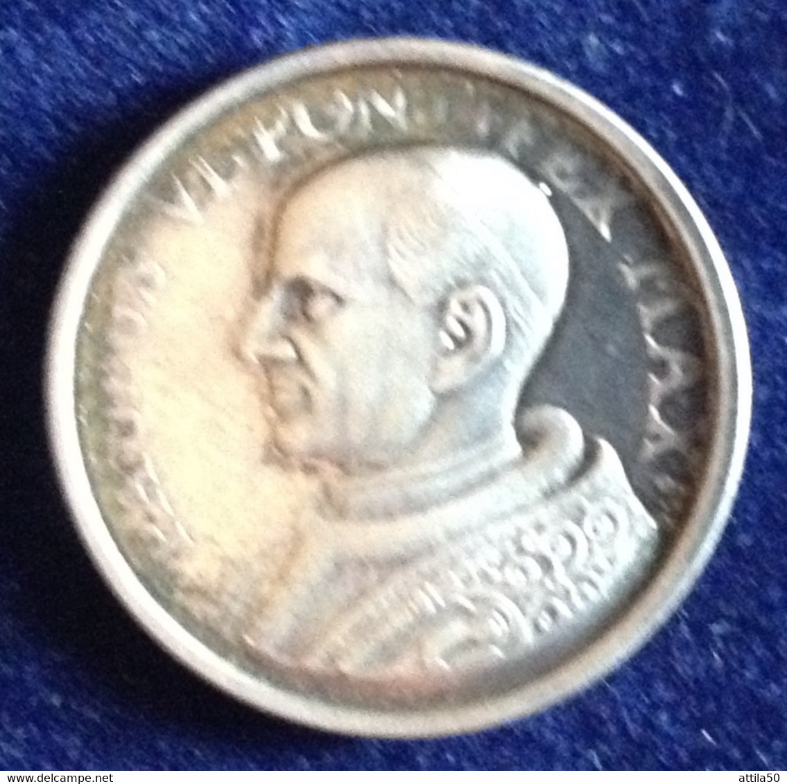 Vaticano- Papa Paolo VI - Anno Santo 1975 - Piccola Medaglia D’argento Gr.4,7 Diametro Mm.21. FDC. - Noodgeld