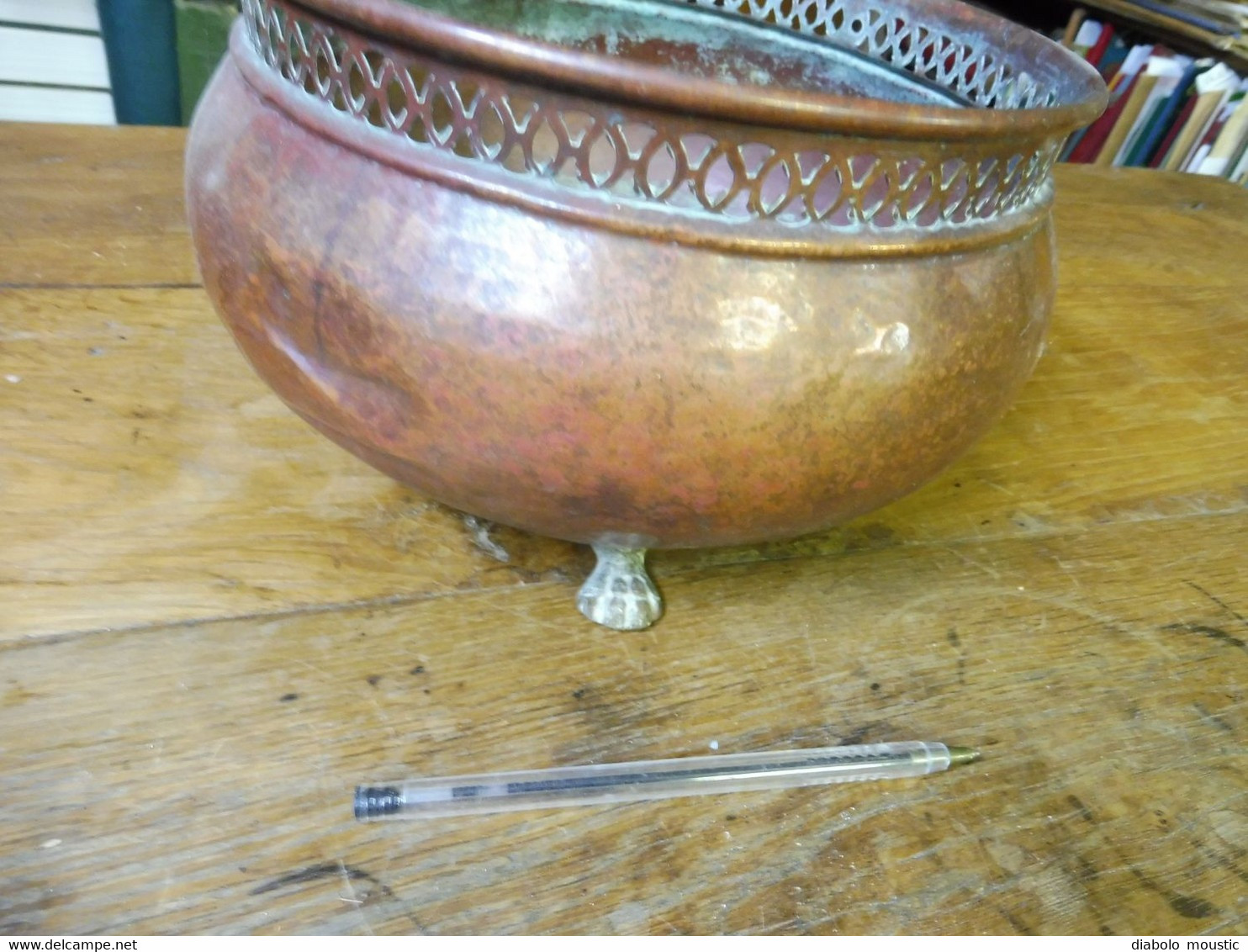 (époque XVIIIe)   Cache-pot Ancien En Cuivre  (diamètre = 26cm)  (hauteur = 14cm) - Koper