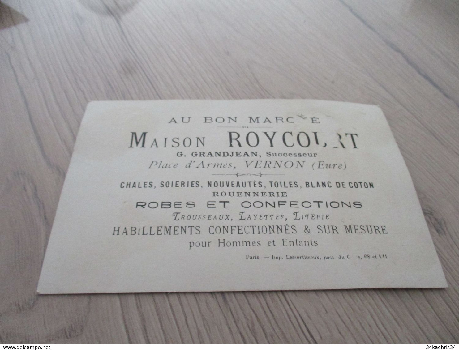 Chromo Ancien Au Bon Marché Maison Roycourt Vernon Eure  Robes Et Confections Monaco Exposition Universelle 1889 - Au Bon Marché