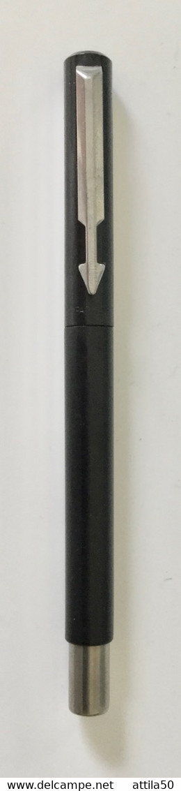 Parker Black- Fountain Pen- Lunghezza Cm.13,2 - Senza Astuccio. - Stylos