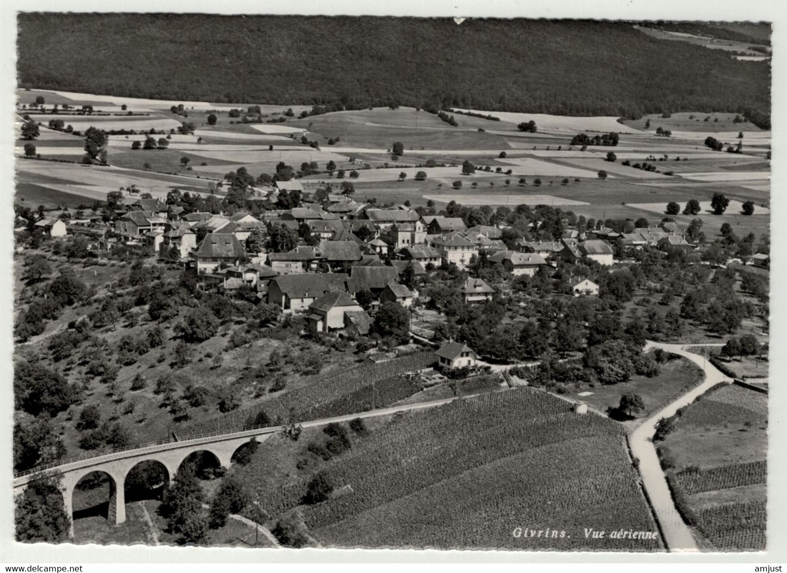 Suisse // Schweiz // Vaud // Givrins, Vue Aérienne - Givrins