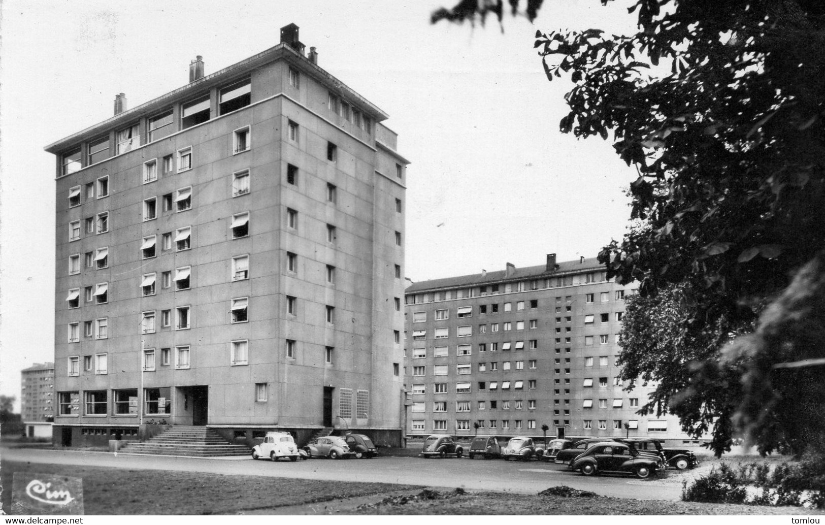 THIONVILLE  Cité Médoc  1957 - Thionville