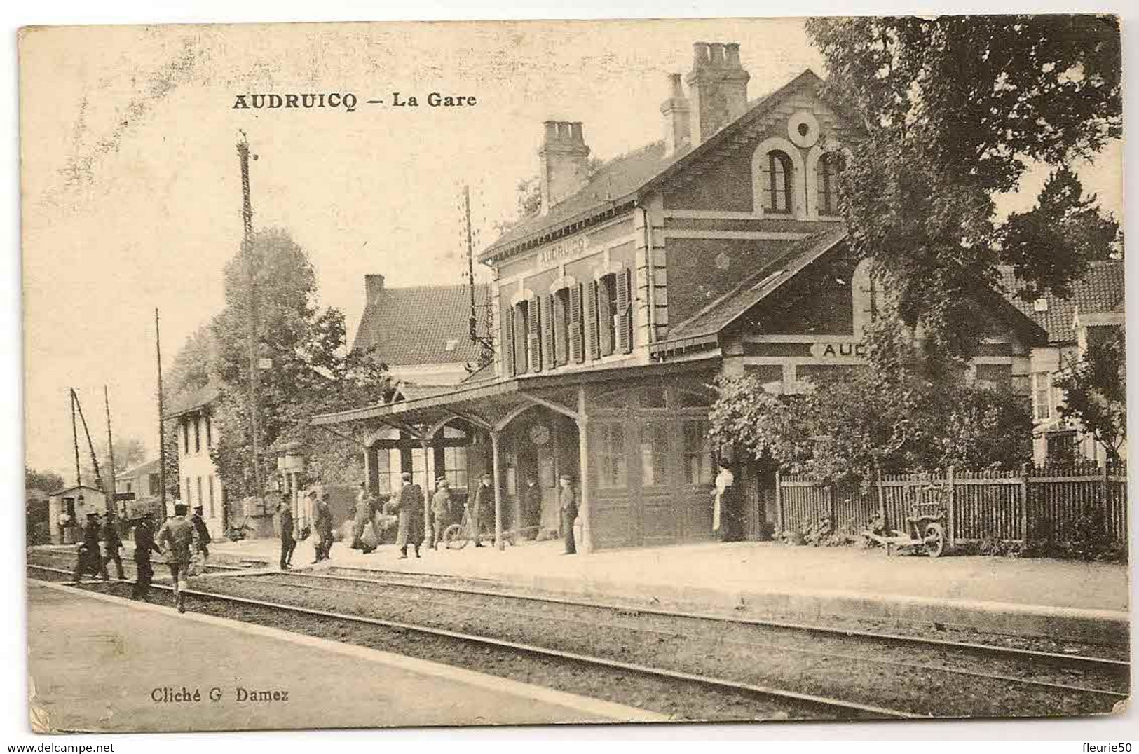 AUDRUICQ - La Gare. Oblitération Militaire 1915. - Audruicq