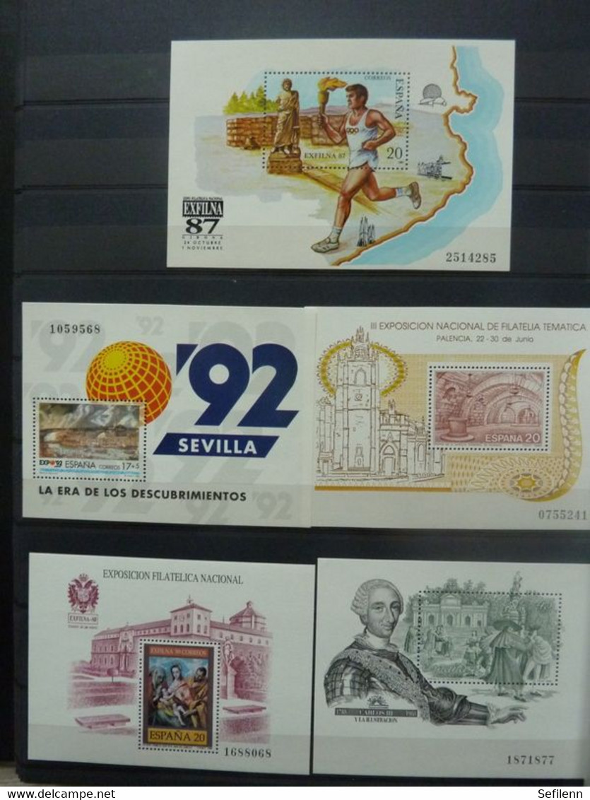 Spain/Espana with stamps and M/Sheets in binder