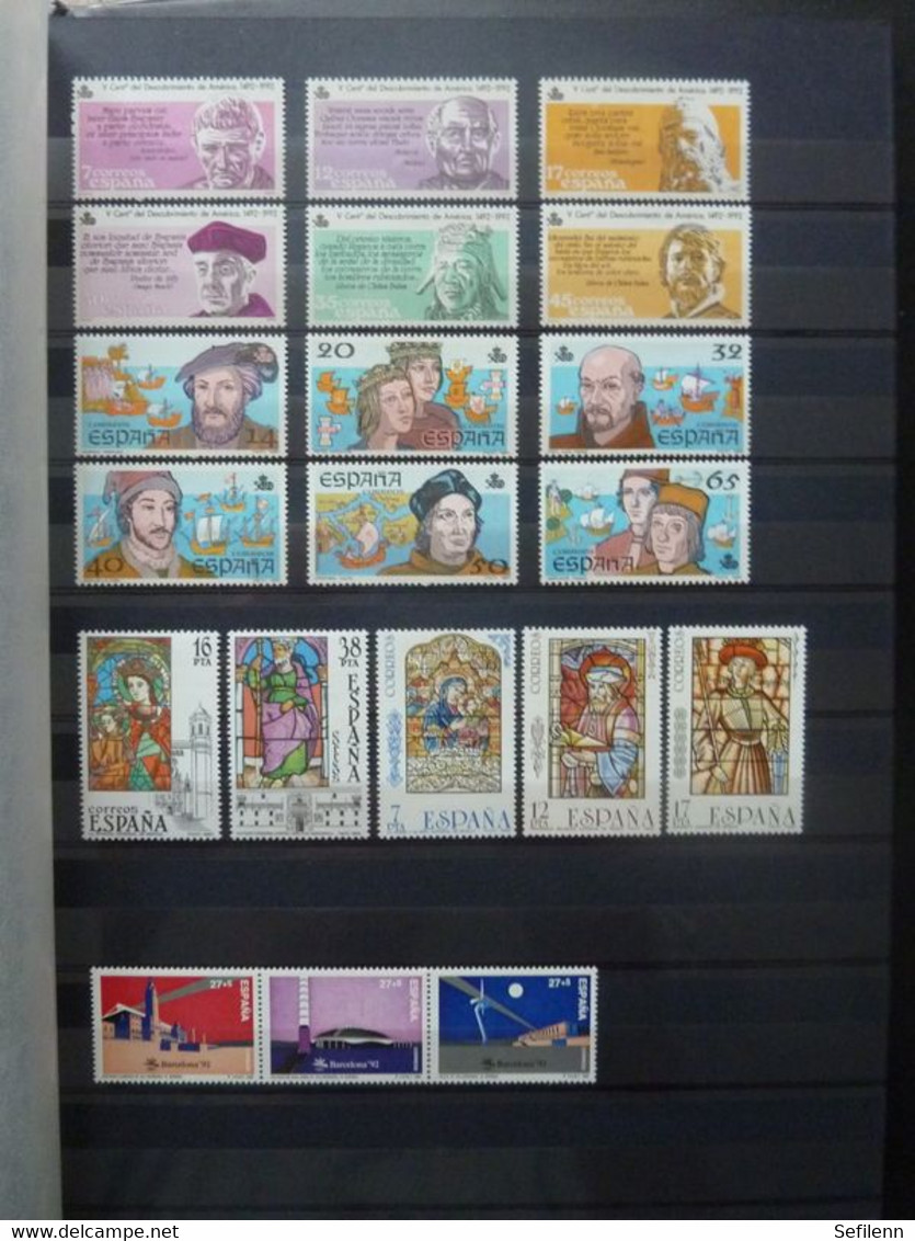 Spain/Espana with stamps and M/Sheets in binder