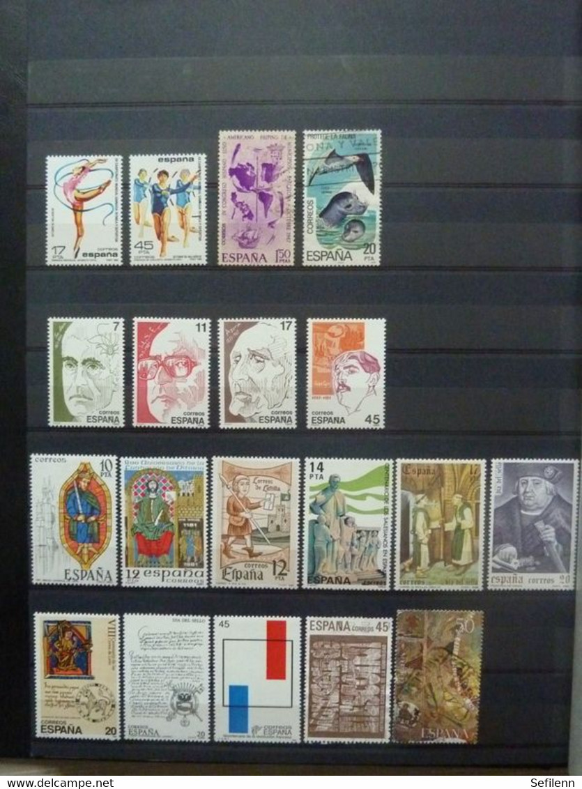 Spain/Espana with stamps and M/Sheets in binder