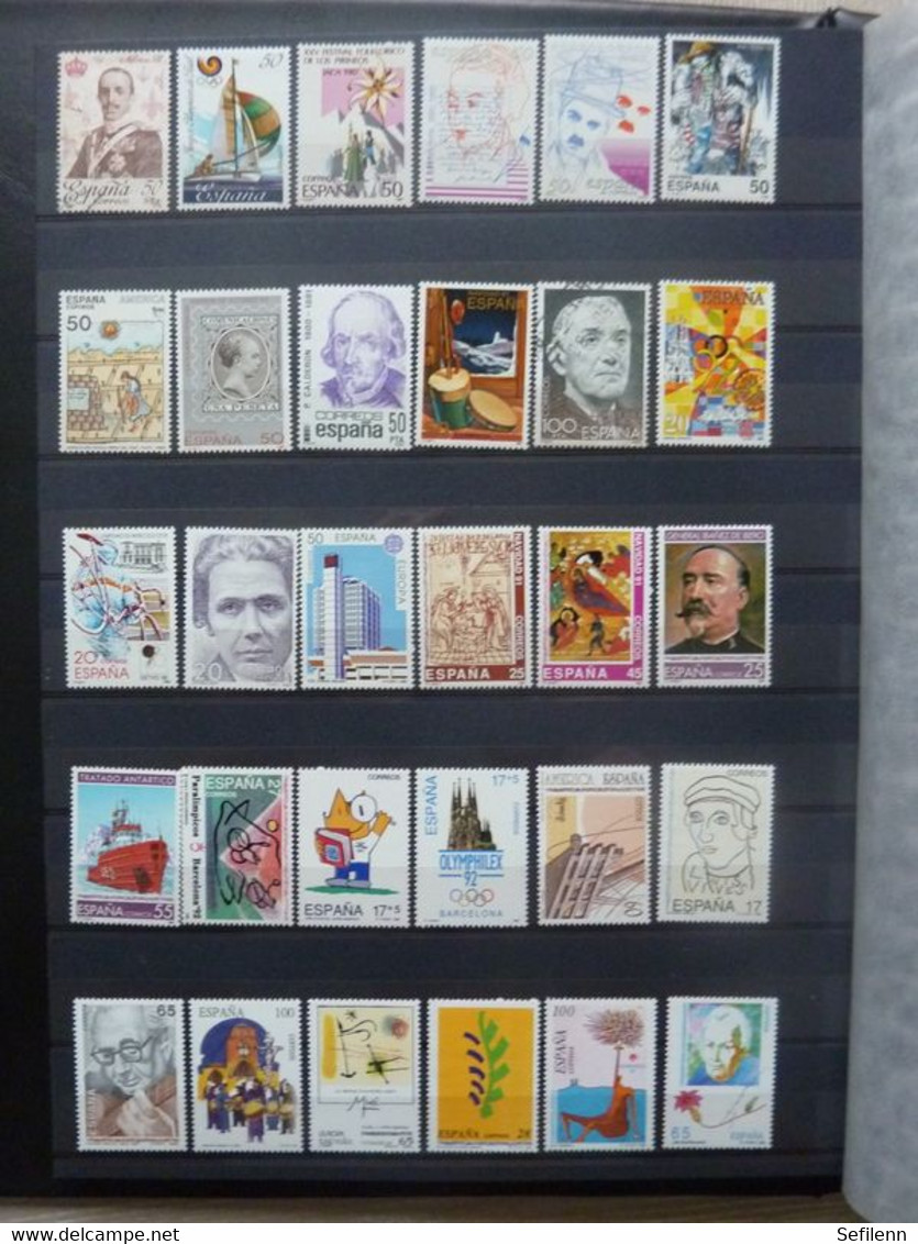 Spain/Espana with stamps and M/Sheets in binder