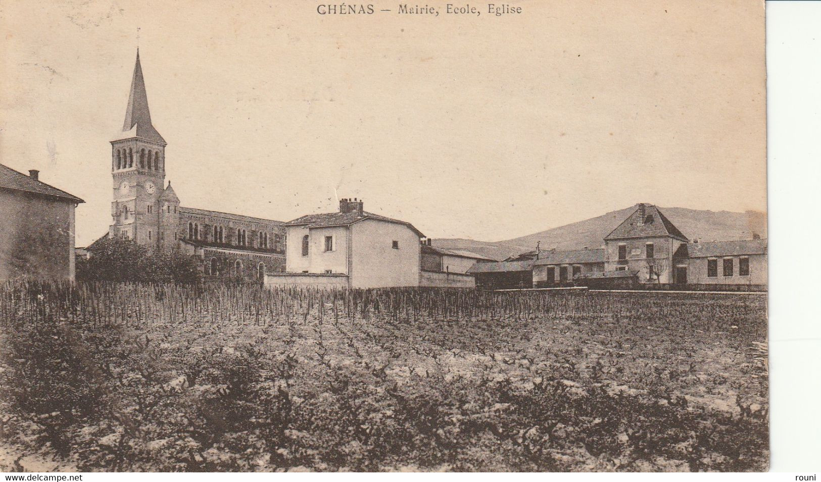 CHENAS - Mairie, Ecole, Eglise - Chenas