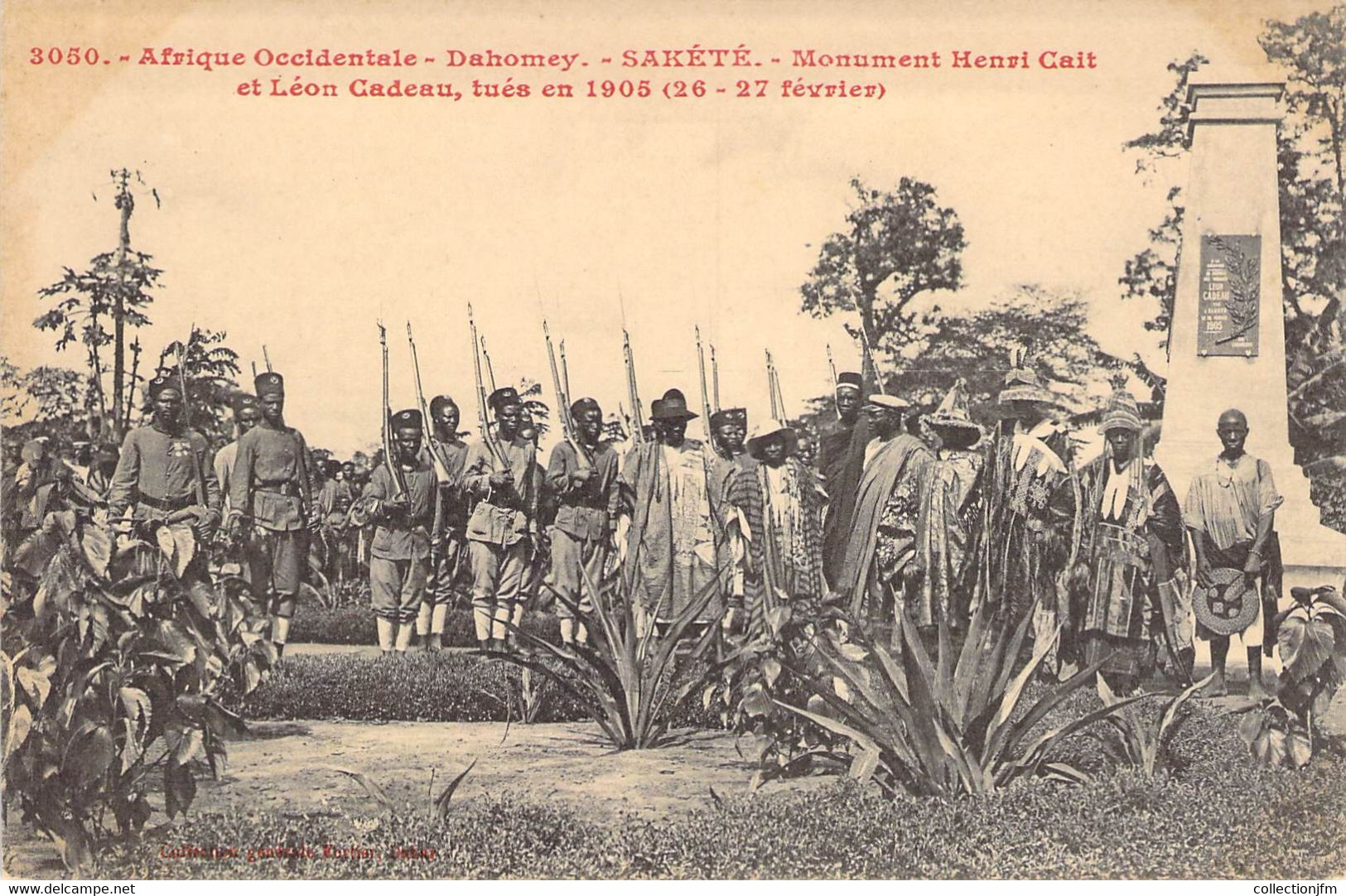 CPA DAHOMEY "Sakété, Monument Henri Cait Et Léon Cadeau" - Dahomey