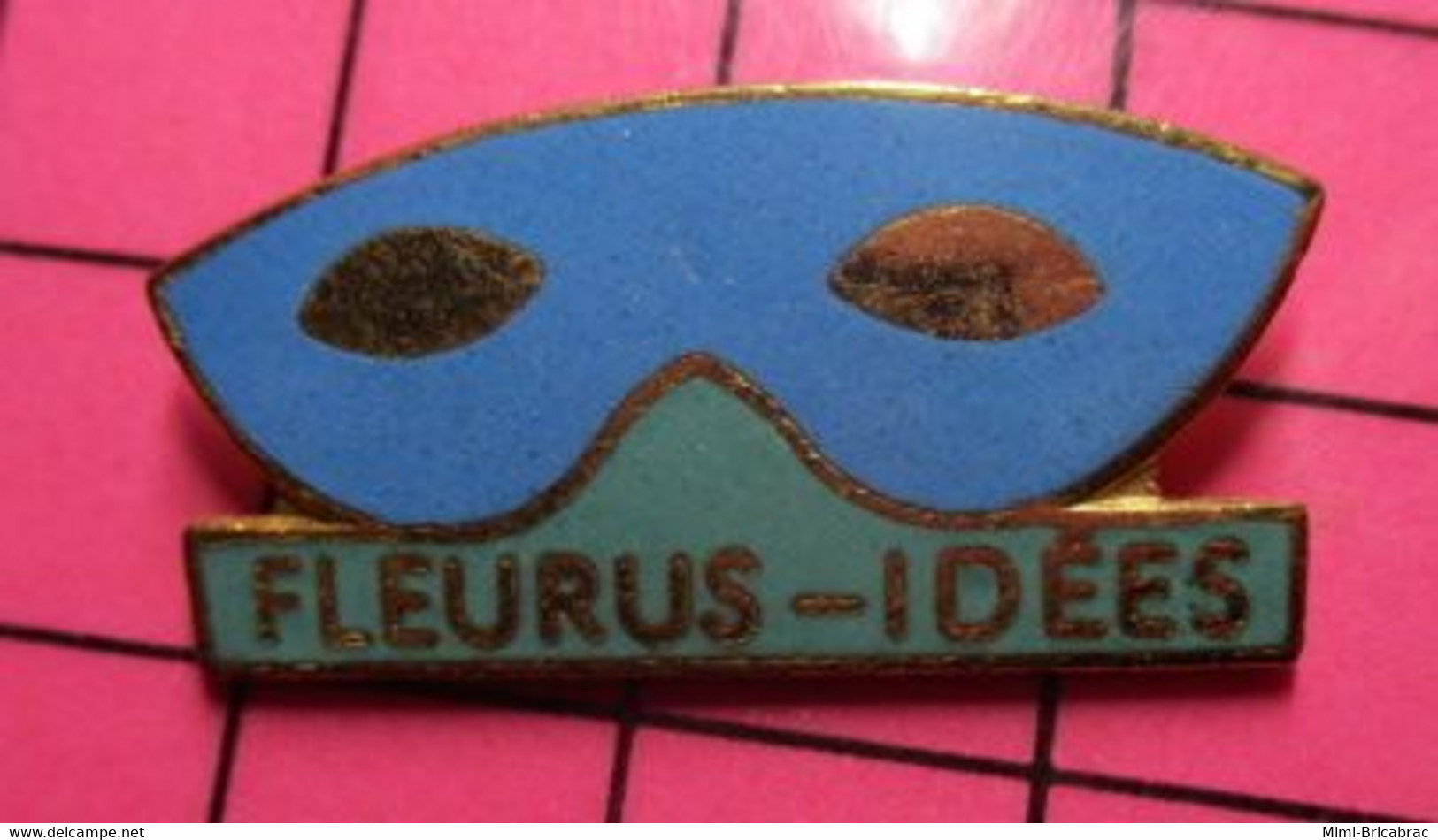 413d Pin's Pins / Beau Et Rare / THEME : MEDIAS / FLEURUS IDEES MASQUE BLEU - Médias