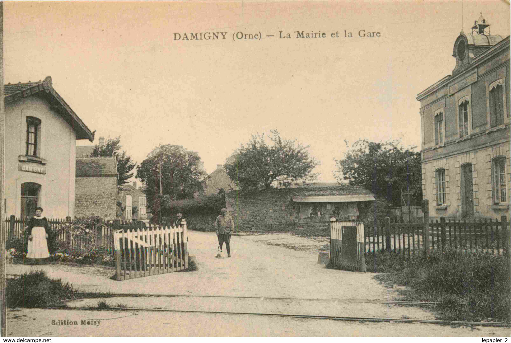 61 DAMIGNY La Mairie Et La Gare CPA Ed. Meisy - Damigny