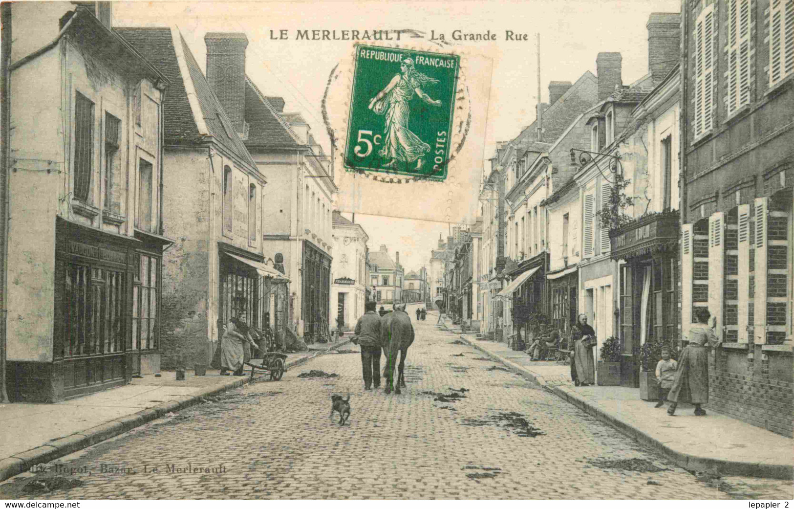 61 LE MERLERAULT La Grande Rue CPA Ed. Angot - Le Merlerault