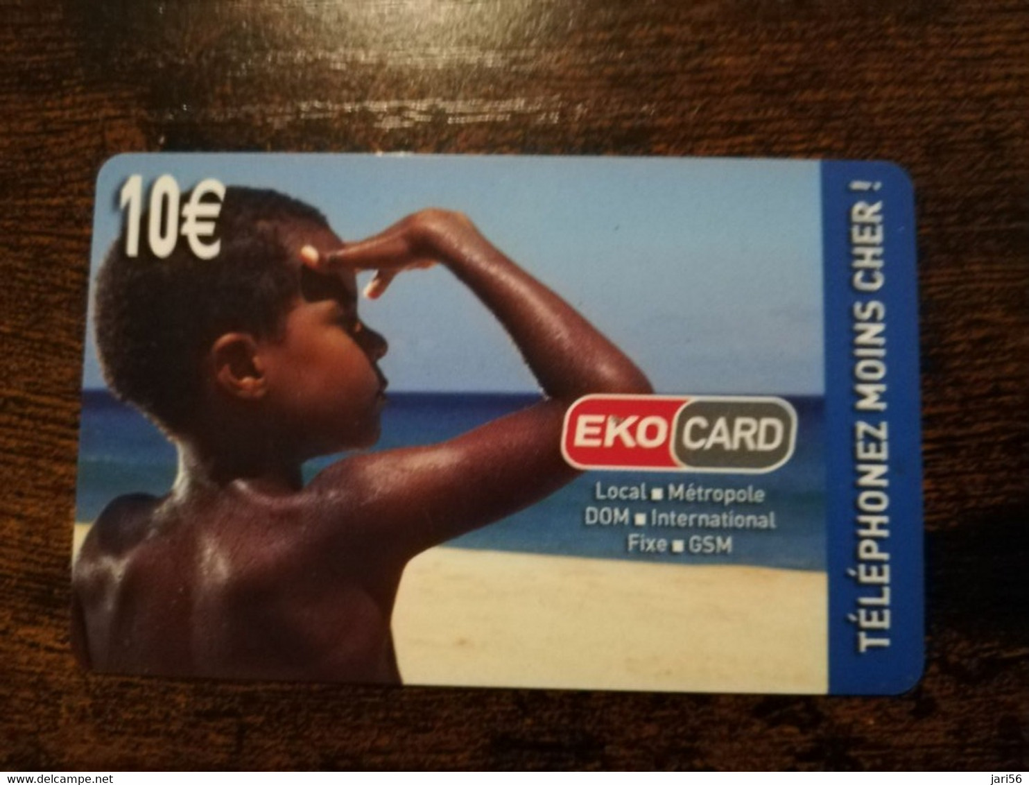 ST MARTIN ECO CARD  €10,- Local Metropole Boy On Beach /  BLEU BACKSIDE   ** 6325 ** - Antillas (Francesas)