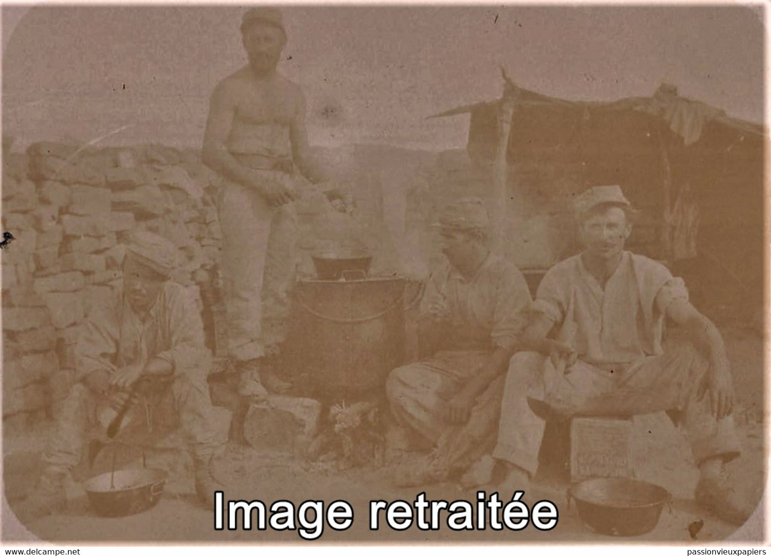 CARTE PHOTO KADOUSSA 1914 COMPAGNIE MONTEE  LE REPAS ? - Andere & Zonder Classificatie