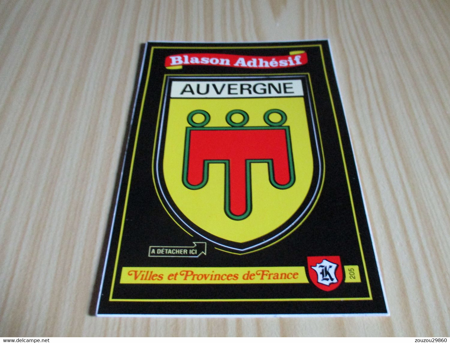 Auvergne - Carte Postale Blason Adhésif. - Auvergne