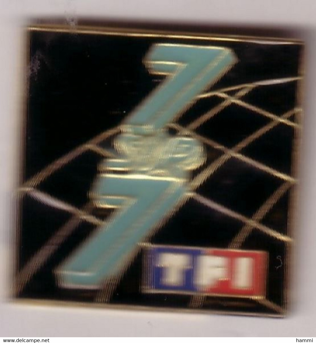 K119 Pin's Télévision MEDIA TELE TF1 7 SUR 7 Télé Achat Immédiat - Médias