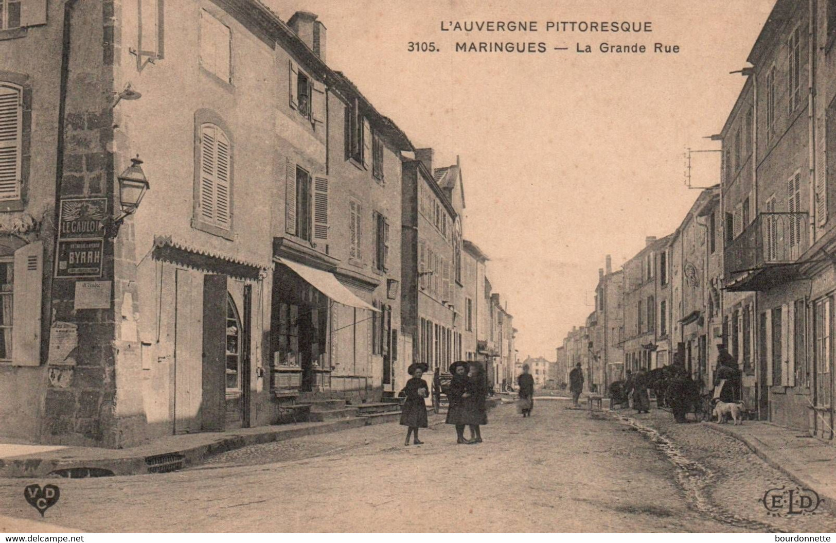 CPA 63 Maringues La Grande Rue - Maringues