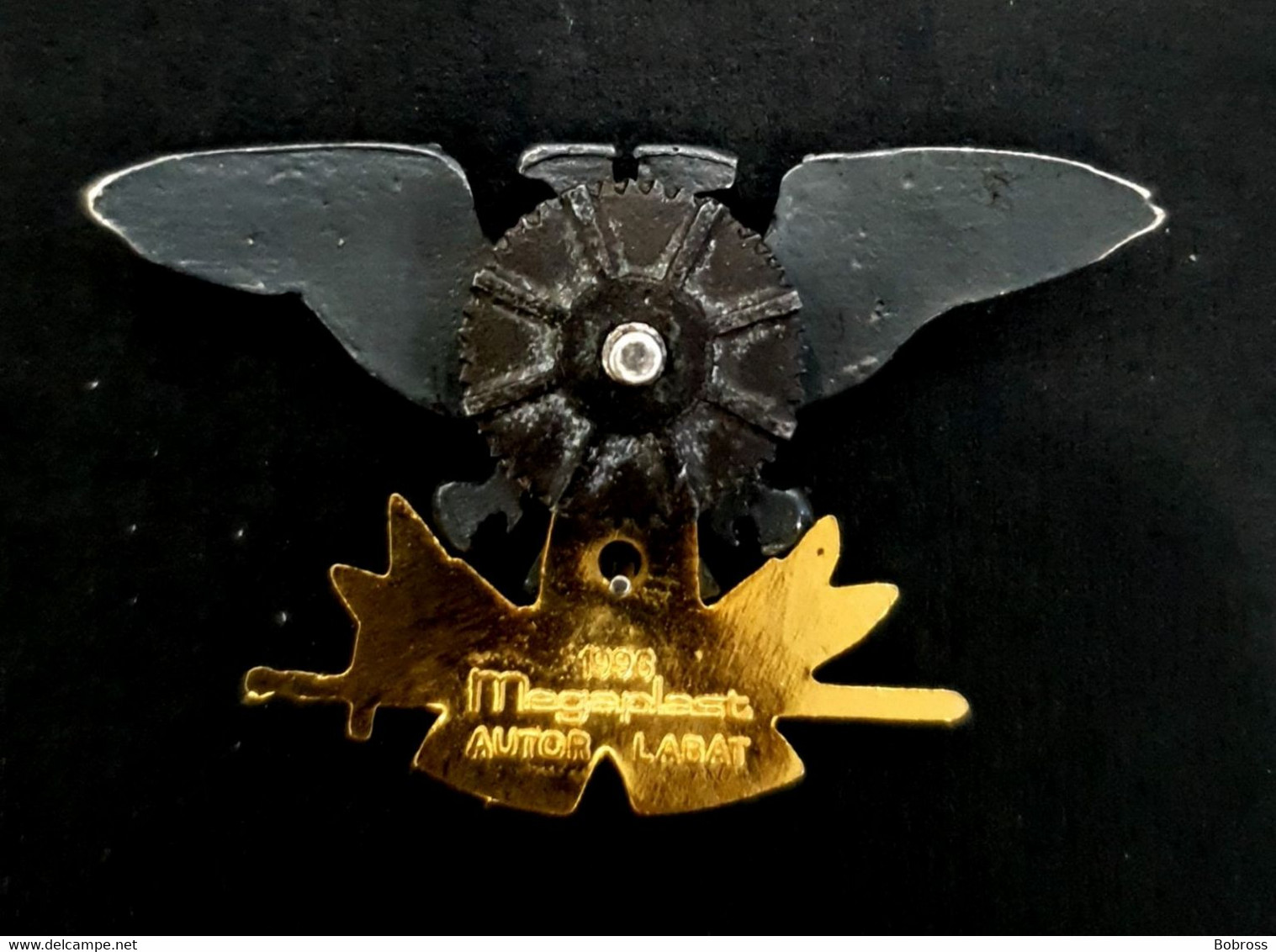 1996 Military Metal Insignia For Soldiers Of The Armed Forces Of The Yugoslav Army (SiCG) - Aviation