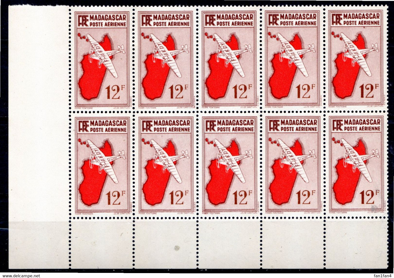 MADAGASCAR (Colonie Française) - 1935-38 - Poste Aérienne - Bloc De 10 Du N° 10 - 12 F. Lilas-brun - Unused Stamps