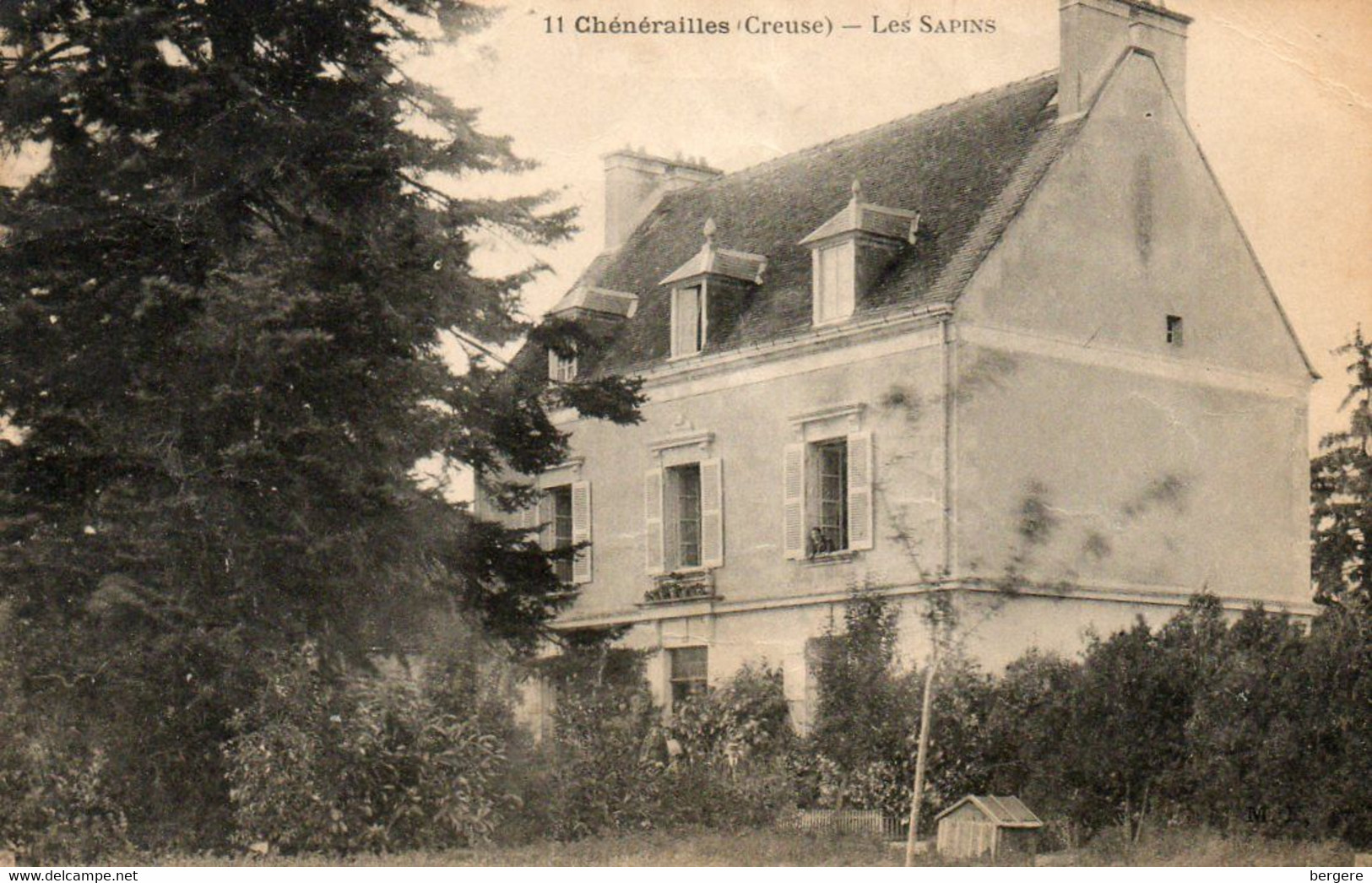 23. CPA. - CHENERAILLES - Maison Bourgeoise "Les Sapins" - 1932 - Scan Du Verso - - Chenerailles