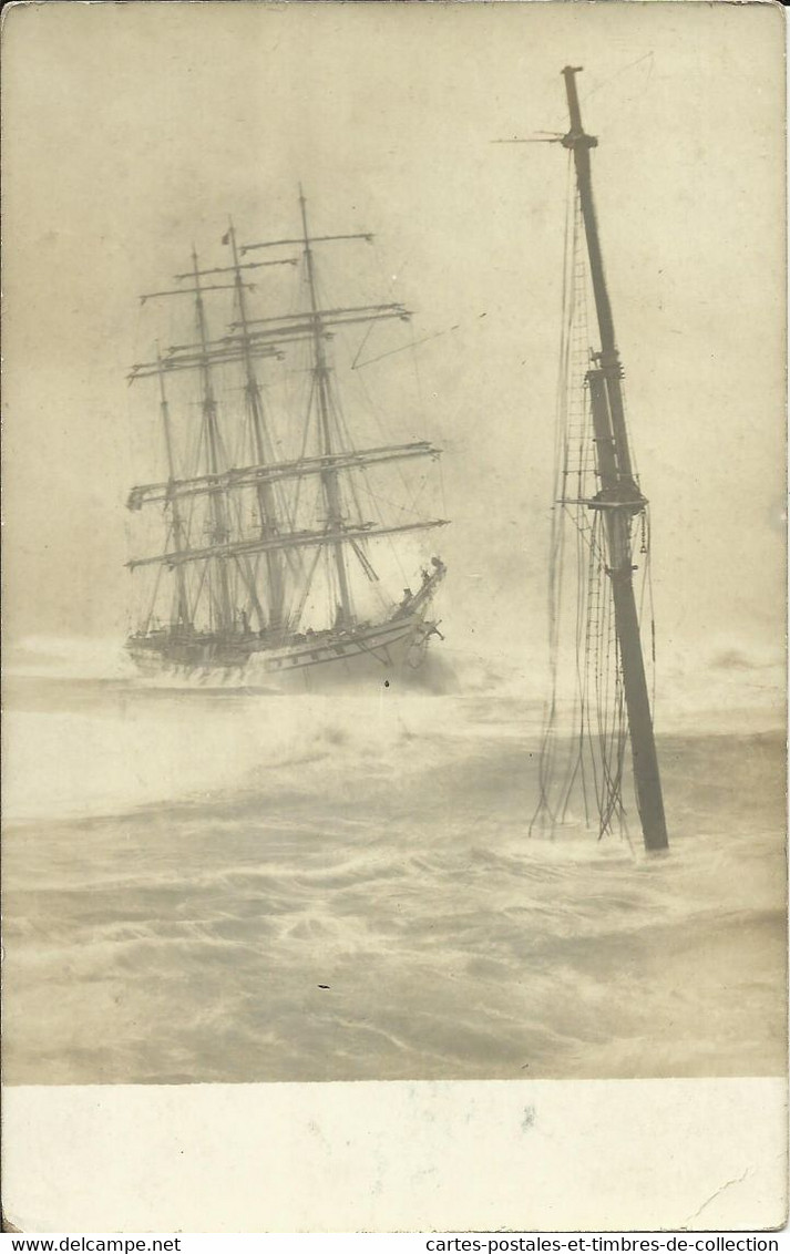 BATEAU A VOILES , 4 Mâts  , µ - Segelboote