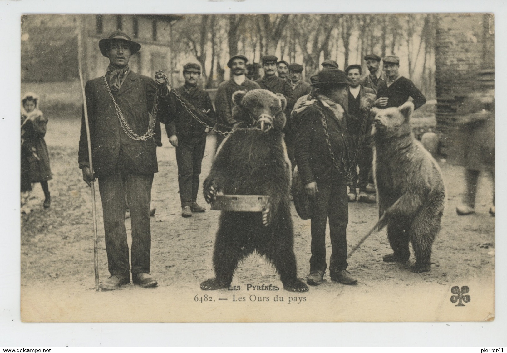 OURS - BEAR - BÄR - LES PYRENEES - Les Ours Du Pays (montreurs D'Ours ) - Ours