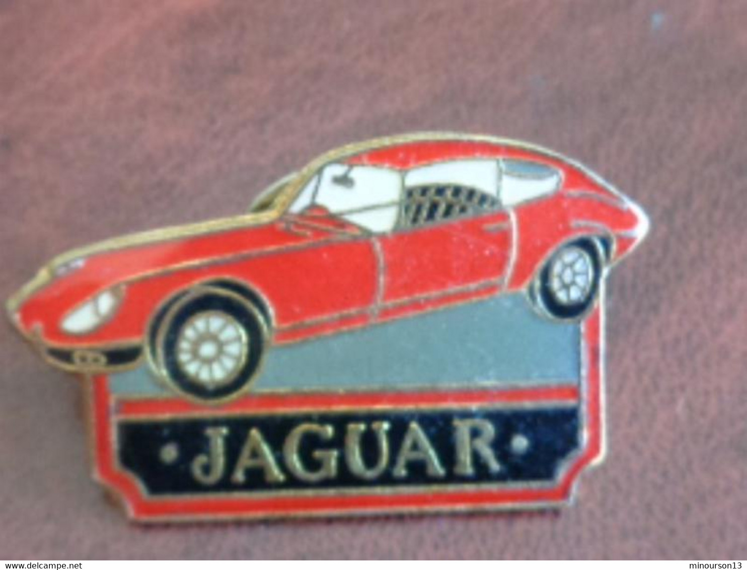 PIN'S VOITURE JAGUAR - Jaguar