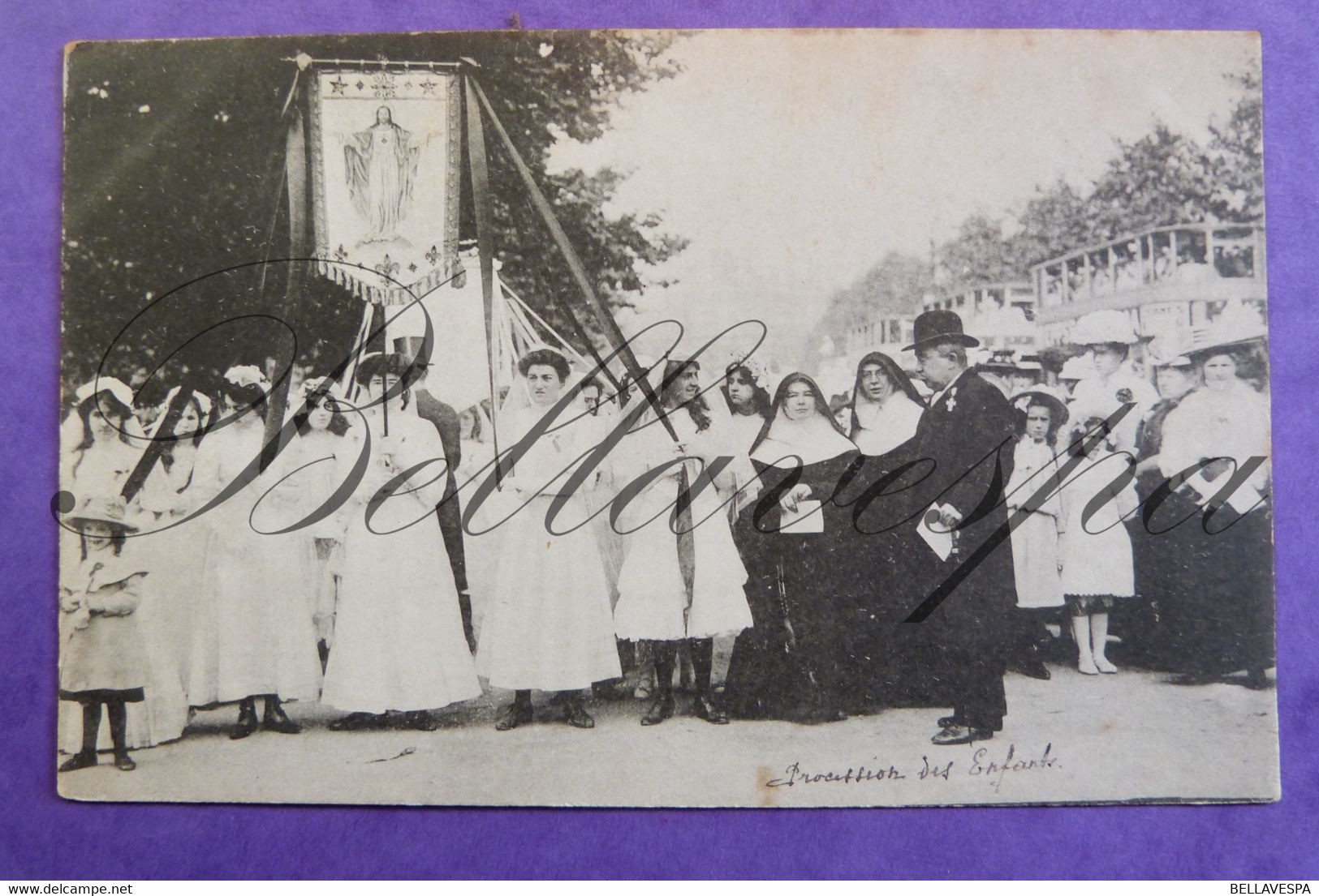 Procession Ecole UK  Edit. Burns & Oates London World Grafic Press. Prossession Girls School In Honor Of Jesus Sacred.. - Inaugurations