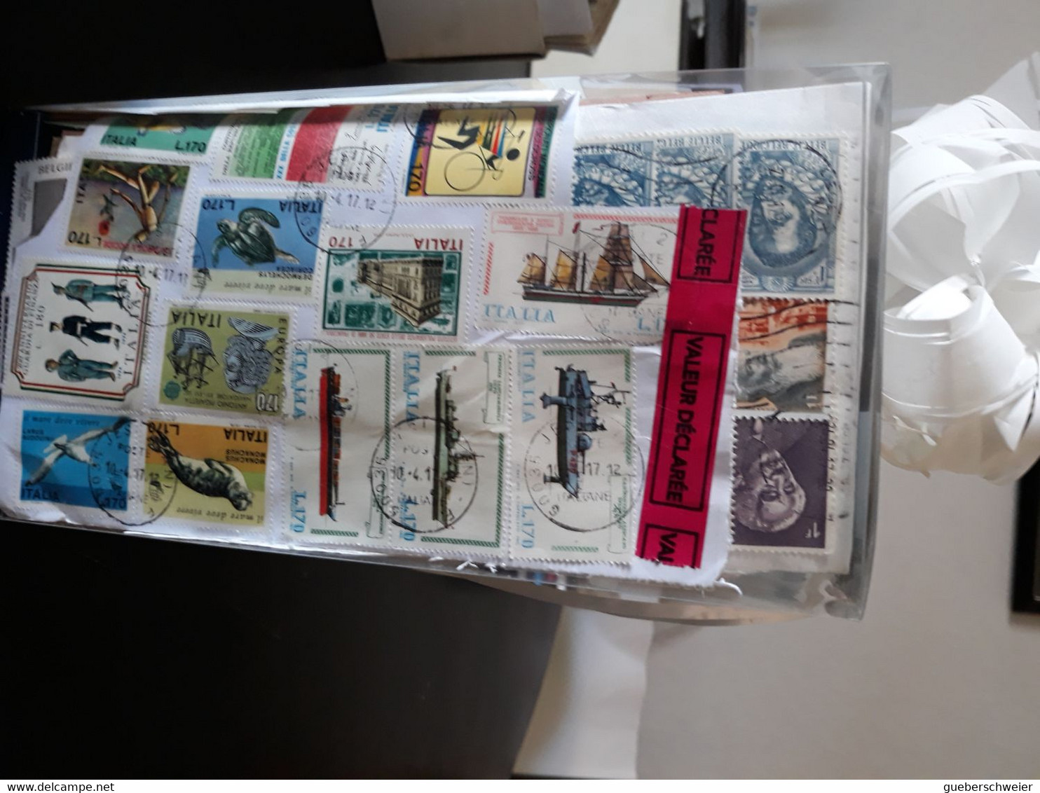 EUROPE Lot De + De 500 Enveloppes + 750 Grs De Timbres Sur Fragments + Plaquettes De Timbres à Thèmes - Lots & Kiloware (mixtures) - Min. 1000 Stamps