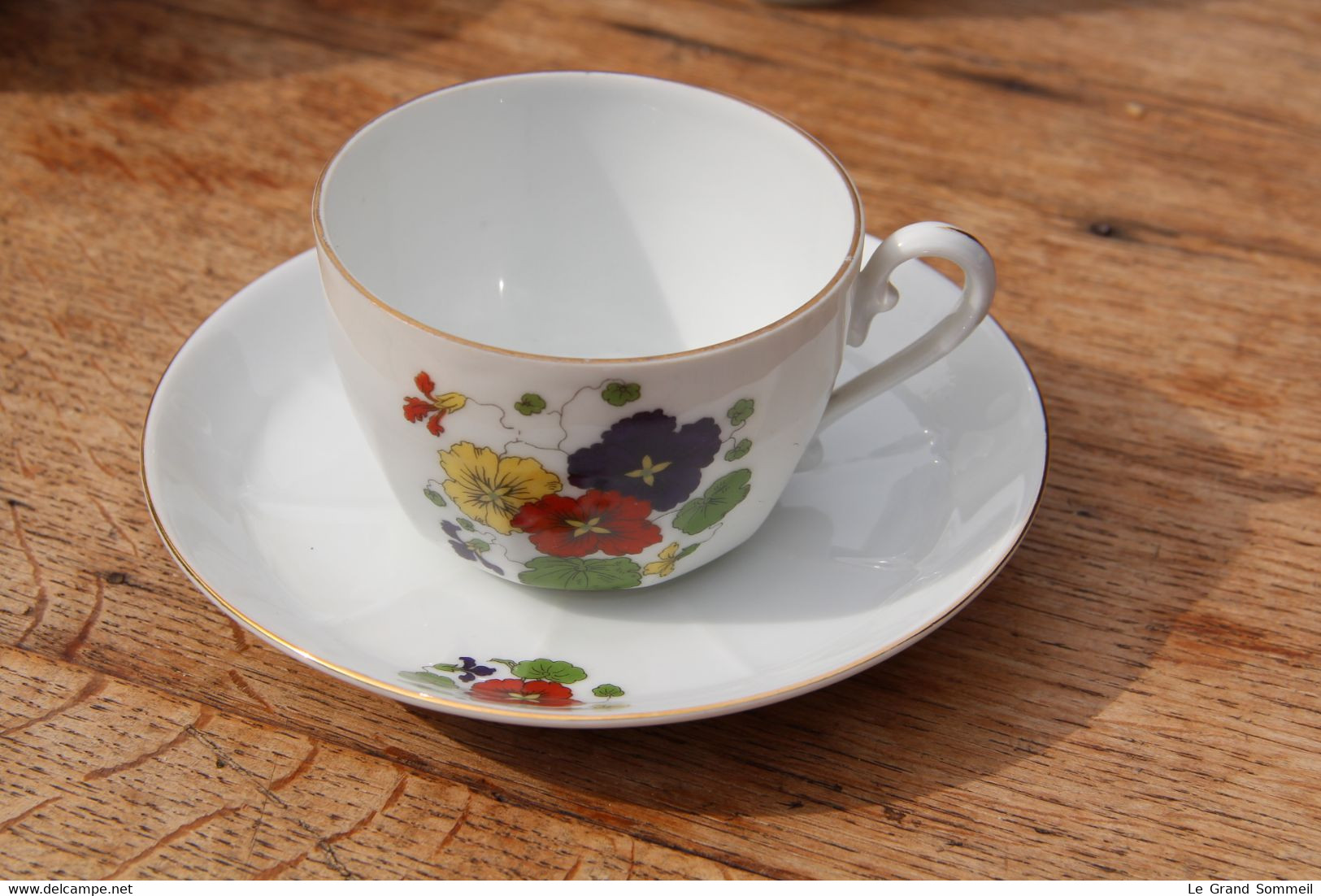 Service à Café Vintage En Porcelaine Czechoslovakia "Victoria China" 12 Personnes - Autres & Non Classés