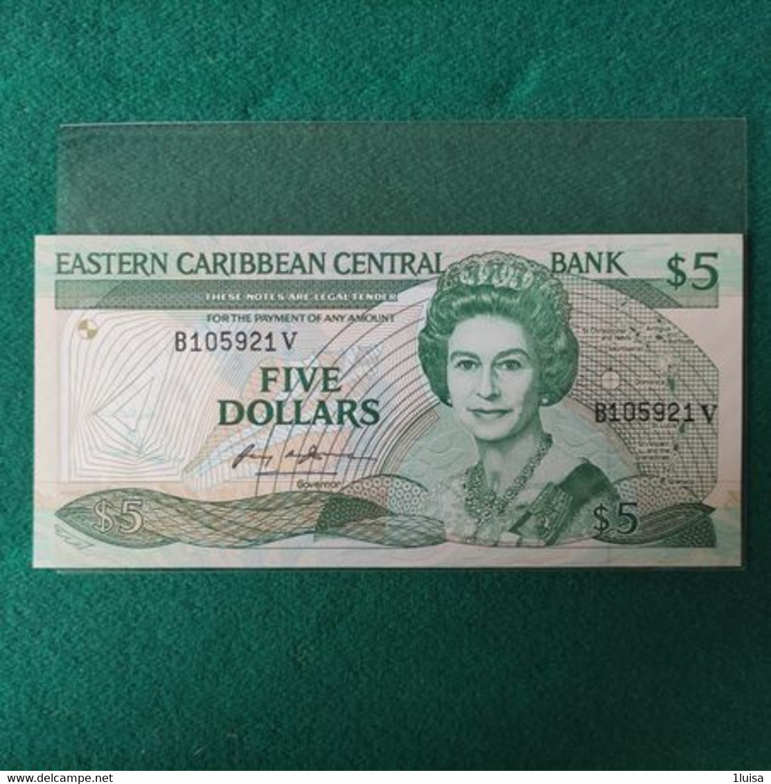 EAST CARIBBEAN 5 DOLLARS - Caraïbes Orientales