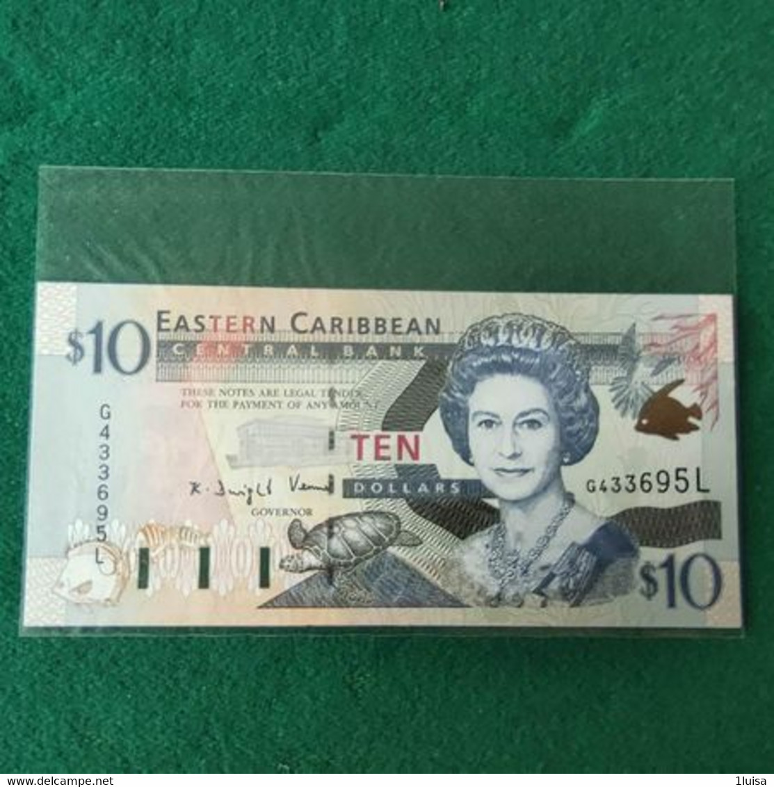 EAST CARIBBEAN 10 DOLLARS - East Carribeans