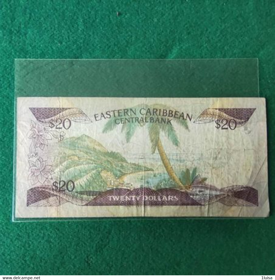 EAST CARIBBEAN 20 DOLLARS - Caraïbes Orientales