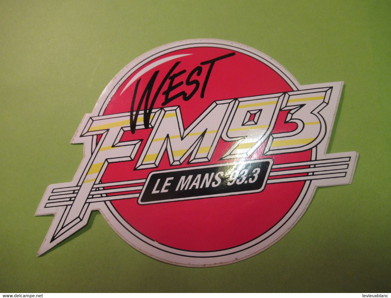 RADIO/ West FM93/ Le MANS 93.3/ Vers 1970-80   ACOL164 - Aufkleber