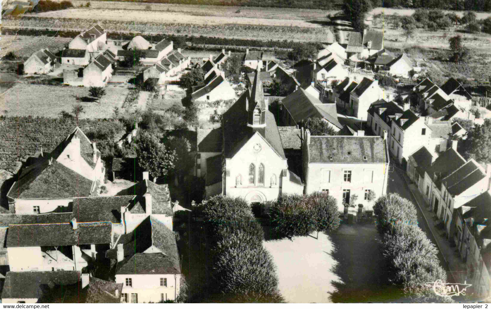 37 SAVIGNY EN VERON L'église Et La Mairie Vue Aérienne CPSM PF Ed. Combier - Otros & Sin Clasificación