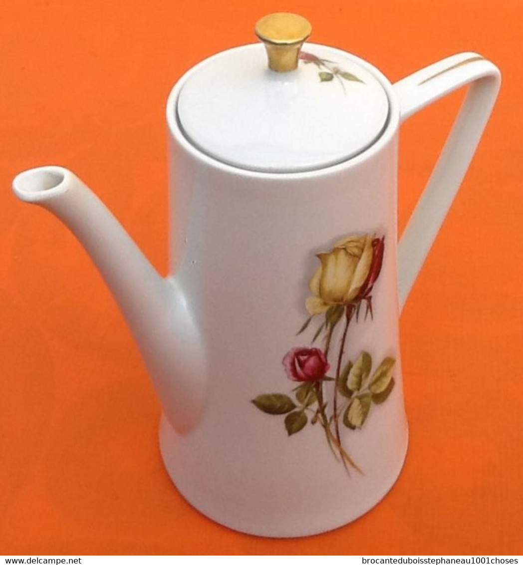 Années 1950  Cafetière  Porcelaine Altesse De Vercor N° 91   Décor Floral   Hauteur : 220mm - Otros & Sin Clasificación