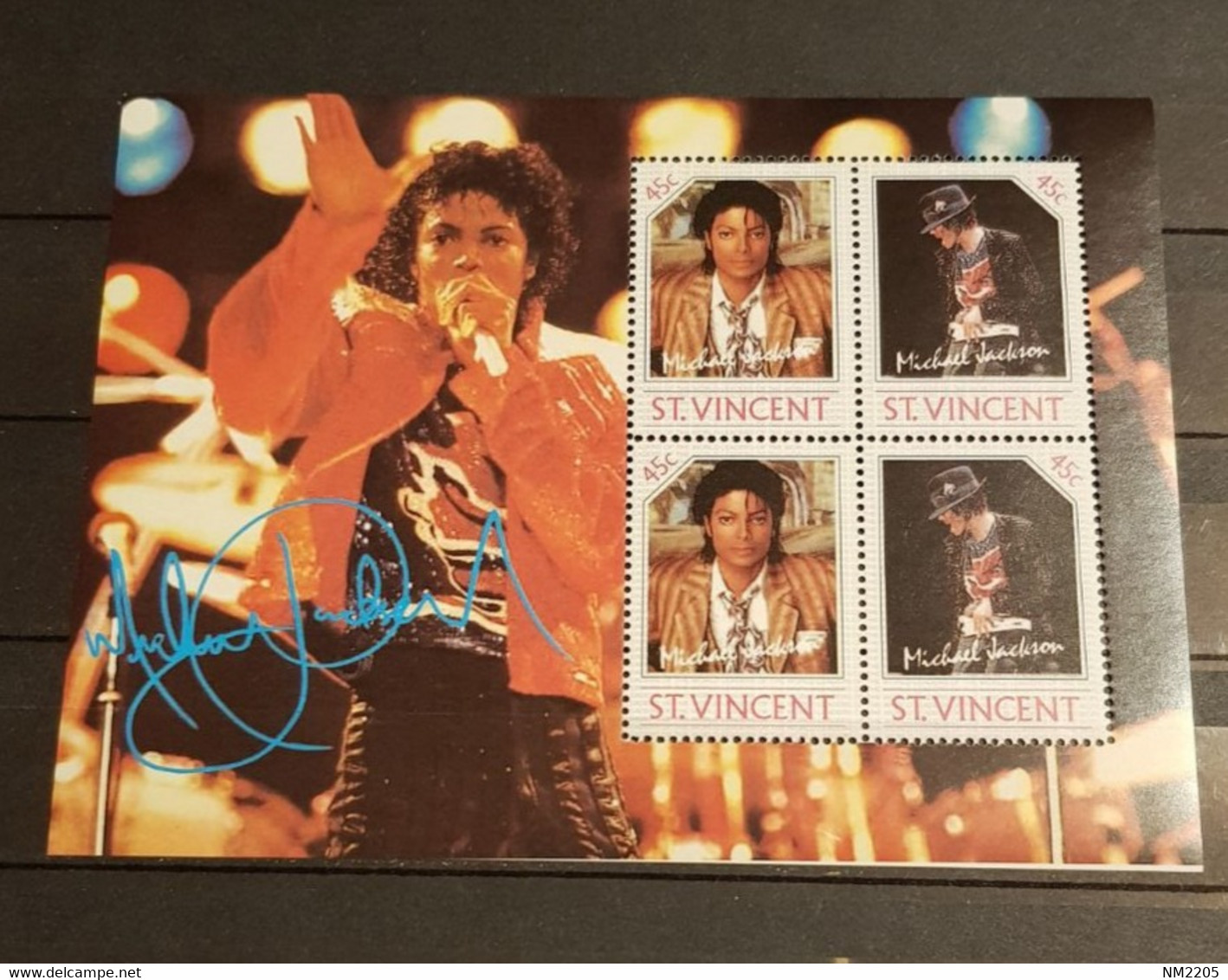 ST.VINCENT MICHAEL JACKSON 3 SHEETS PERFORED &IMPERFORED MNH - Chanteurs