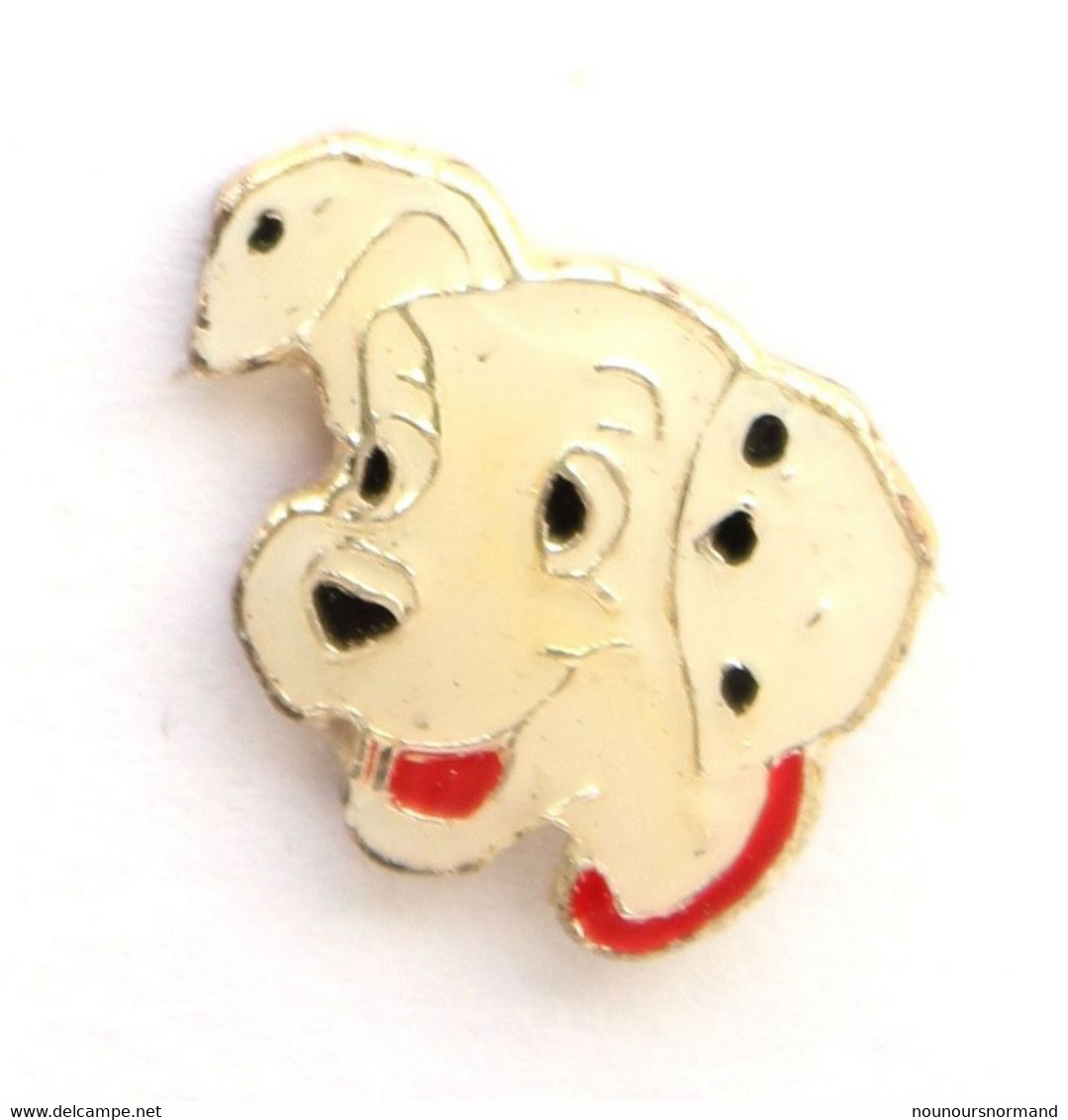 Petit Pin's TETE DE CHIOT DALMATIEN - Dessin Animé Des 101 Dalmatiens - Modèle 3/3 - Disney - K663 - Disney