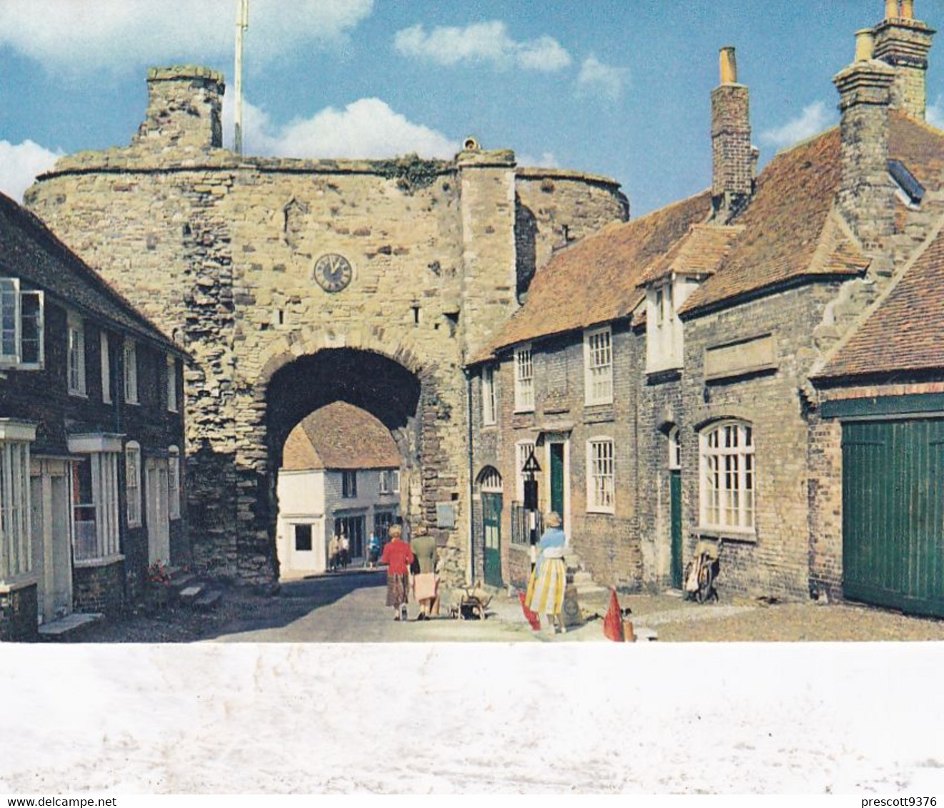 The Landgate, Rye - Unused Postcard - Sussex - J Arthur Dixon - Rye